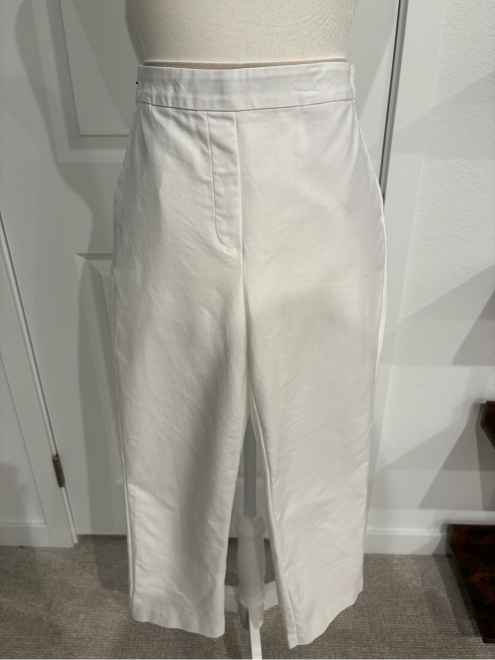 Maison d'Amélie Paris Cropped Flat-Front Dress Pants – White